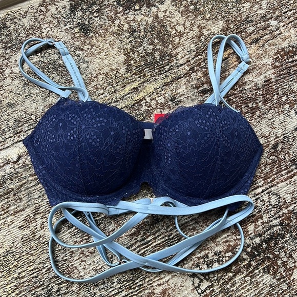 VS PINK LIMTED EDTION Date Wrap PUSH UP BRA - Picture 1 of 4